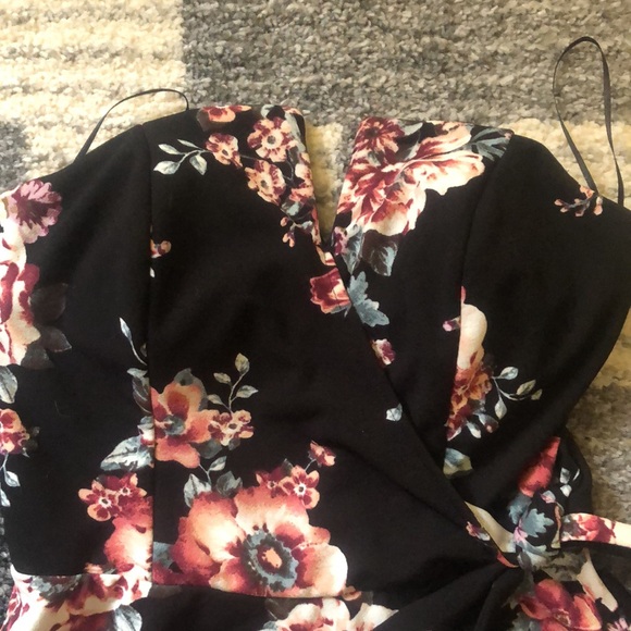 Floral dress above the knee with zipper - Picture 3 of 4